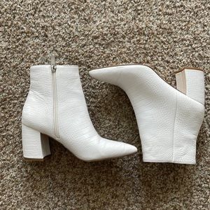 Steve Madden White Snake Booties